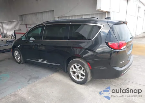 2017 Chrysler Pacifica Touring-L from USA, damaged, VIN 2C4RC1BG1HR748210